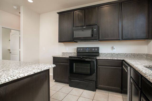 3105 Cassinia Pkwy, Heartland, TX 75126