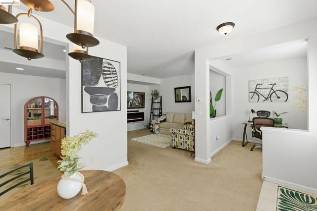 88 E 6Th St 313, Pittsburg, CA 94565