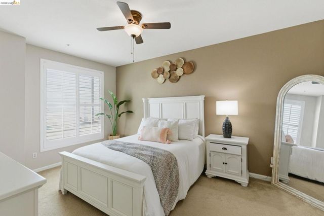 88 E 6Th St 313, Pittsburg, CA 94565