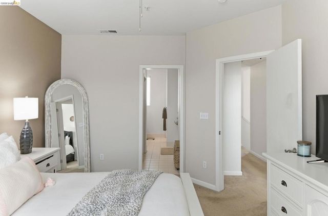 88 E 6Th St 313, Pittsburg, CA 94565