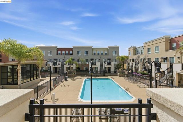 88 E 6Th St 313, Pittsburg, CA 94565