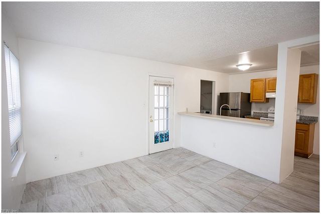5624 Summit ARCH, Virginia Beach, VA 23462