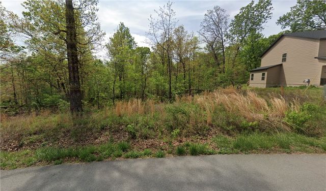 4 Rath Drive, Bella Vista, AR 72715