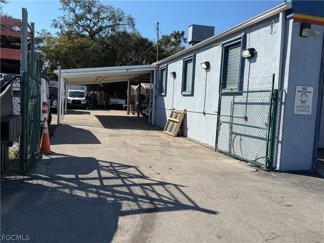 2242 Fowler ST, Fort Myers, FL 33901