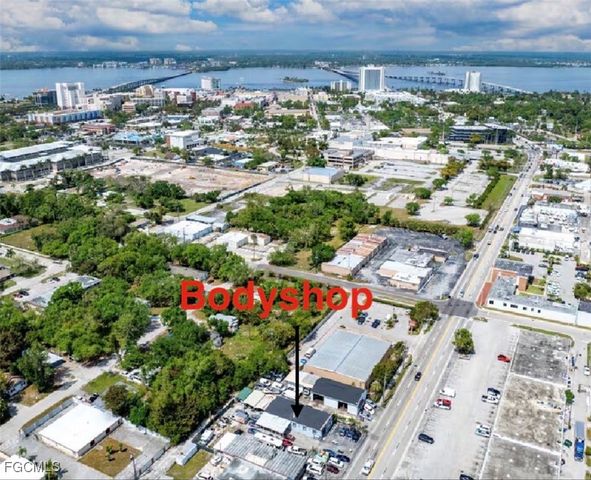 2242 Fowler ST, Fort Myers, FL 33901