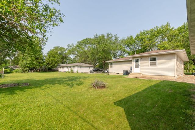 1410 Starbeck Circle, Cedar Falls, IA 50613