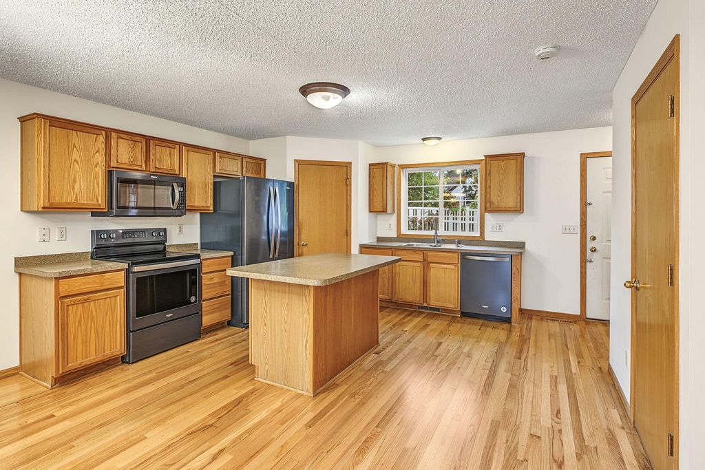 12 City View Lane, Saint Paul, MN 55107 — photo 3