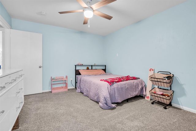 15437 Mcrae Lake, Conroe, TX 77303