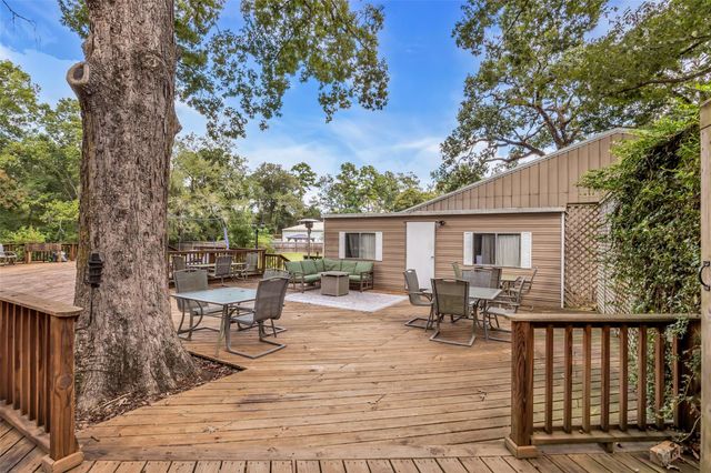 15437 Mcrae Lake, Conroe, TX 77303