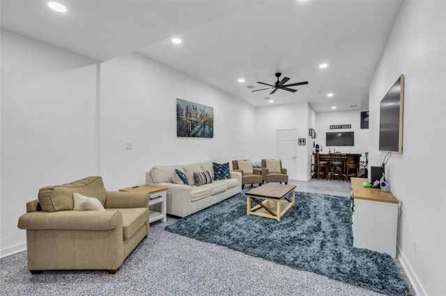15437 Mcrae Lake, Conroe, TX 77303
