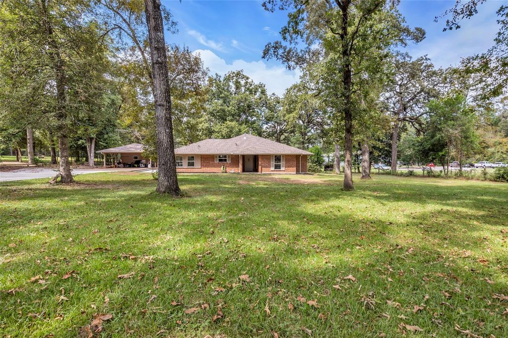 15437 Mcrae Lake, Conroe, TX 77303