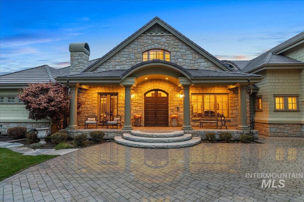 8177 N Stonebriar Lane, Meridian, ID 83646 photo 2