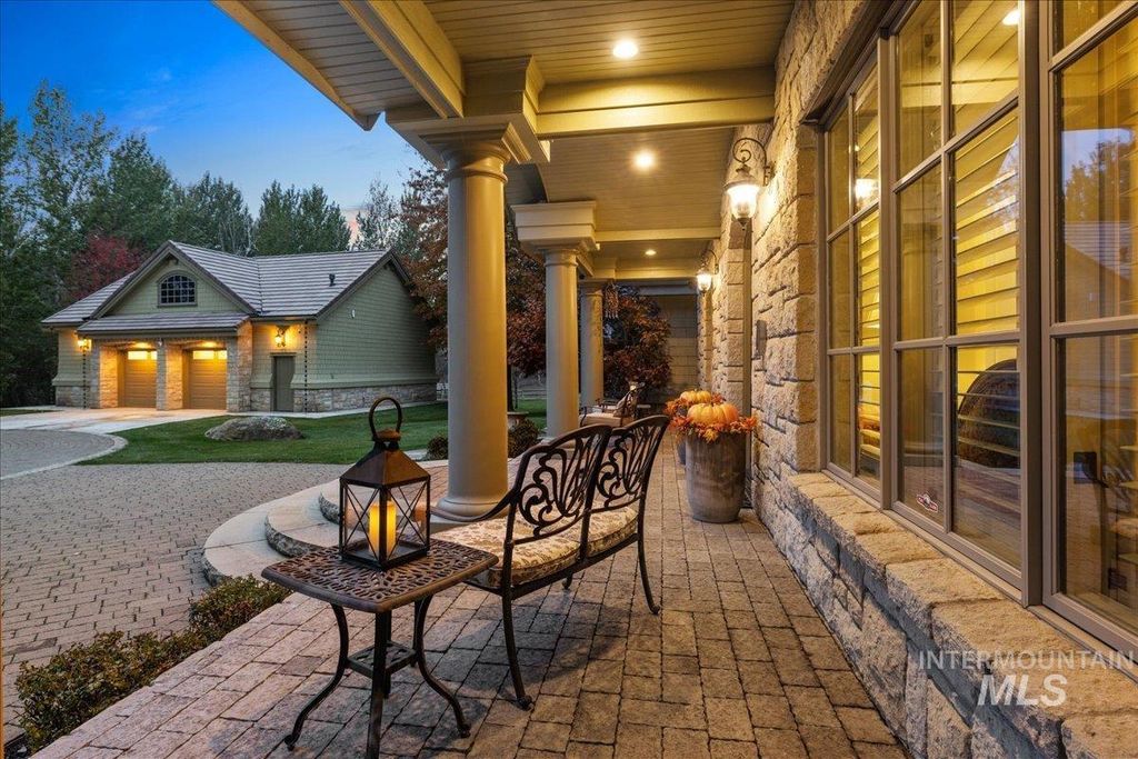 8177 N Stonebriar Lane, Meridian, ID 83646 photo 5