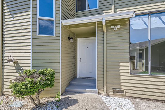 9213 1st Drive SE, Everett, WA 98208