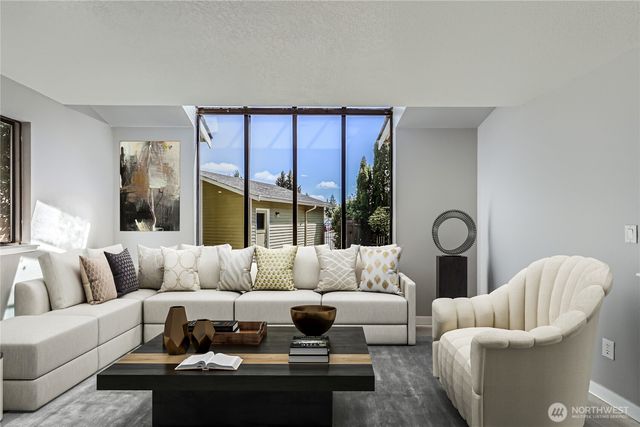 9213 1st Drive SE, Everett, WA 98208