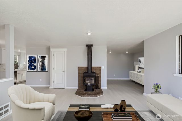 9213 1st Drive SE, Everett, WA 98208