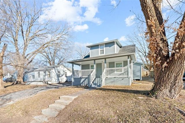 1515 S Home Avenue, Independence, MO 64052