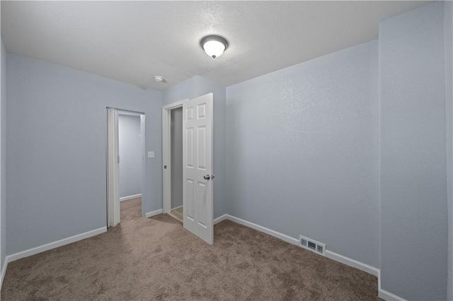 1515 S Home Avenue, Independence, MO 64052