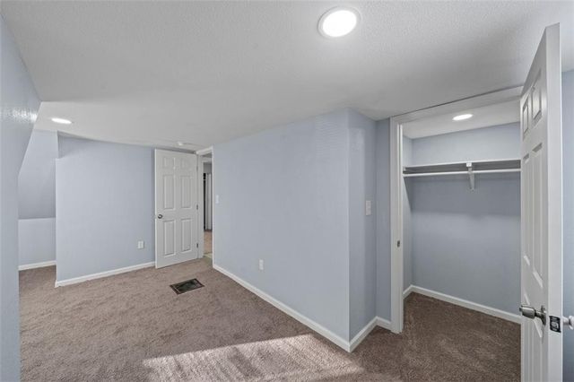 1515 S Home Avenue, Independence, MO 64052