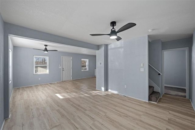 1515 S Home Avenue, Independence, MO 64052