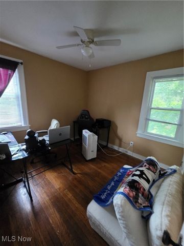 17817 Grovewood Avenue, Cleveland, OH 44119