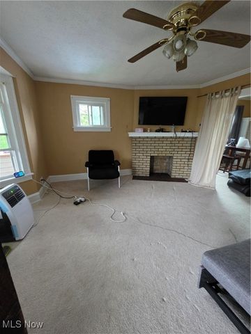 17817 Grovewood Avenue, Cleveland, OH 44119