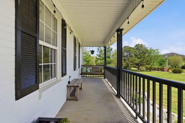352 Springhurst Drive, Berea, KY 40403