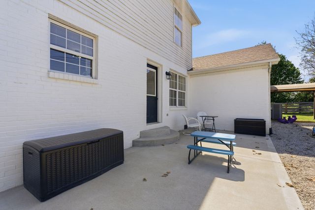 352 Springhurst Drive, Berea, KY 40403