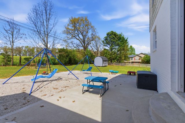 352 Springhurst Drive, Berea, KY 40403