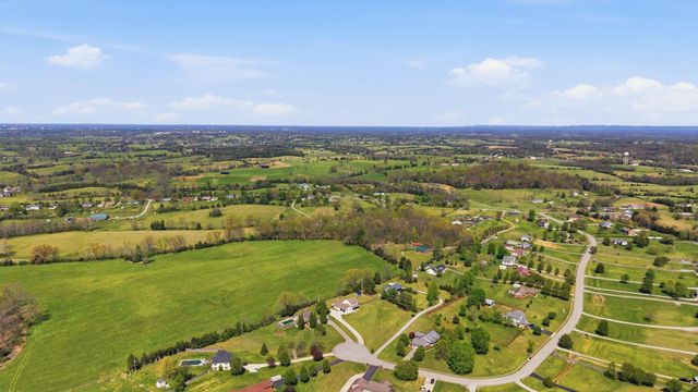 352 Springhurst Drive, Berea, KY 40403