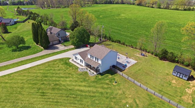 352 Springhurst Drive, Berea, KY 40403