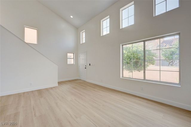 56 Belle Ridge Avenue, Las Vegas, NV 89123