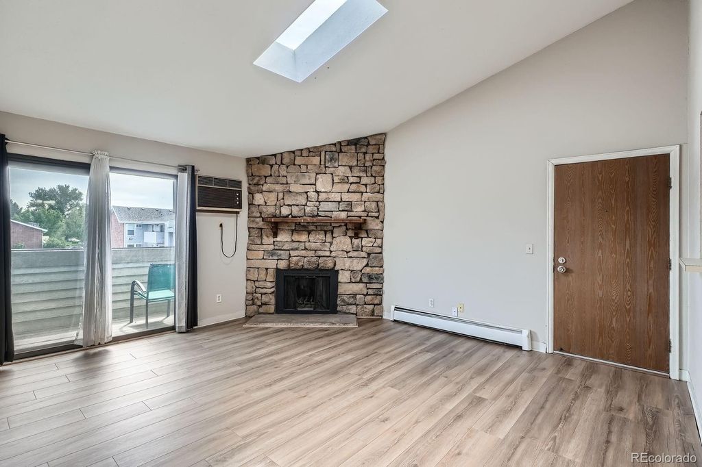 10150 E Virginia Avenue 7-301, Denver, CO 80247