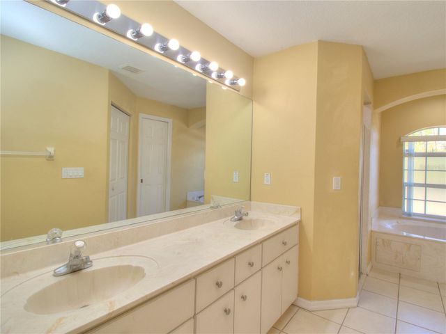 4240 SW 111TH PLACE, Ocala, FL 34476