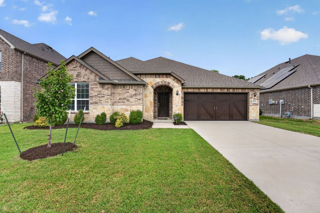 2413 Ray Roberts Drive, Wylie, TX 75098