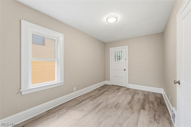 13405 Thornhurst, Garfield Heights, OH 44105