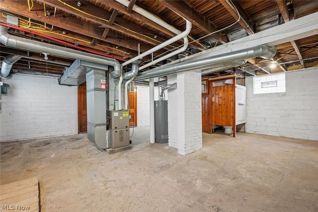13405 Thornhurst, Garfield Heights, OH 44105