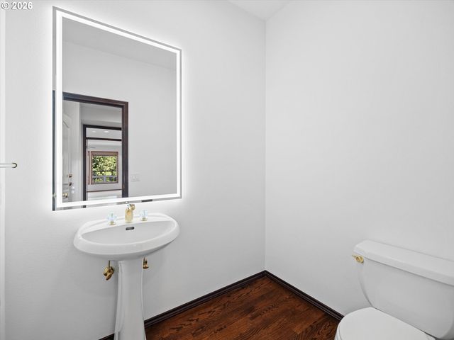 9325 Nw OLD SKYLINE Blvd, Portland, OR 97231