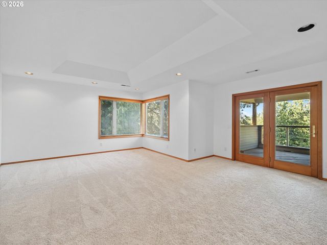 9325 Nw OLD SKYLINE Blvd, Portland, OR 97231