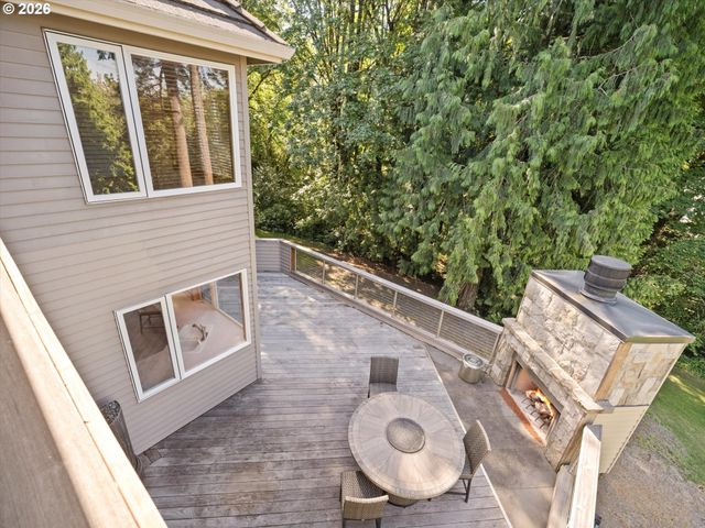 9325 Nw OLD SKYLINE Blvd, Portland, OR 97231