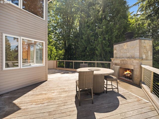 9325 Nw OLD SKYLINE Blvd, Portland, OR 97231