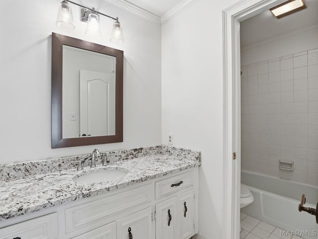 8213 Wynlakes Boulevard, Montgomery, AL 36117