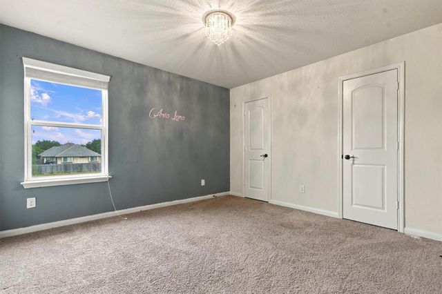 1524 Treeta TRL, Kyle, TX 78640
