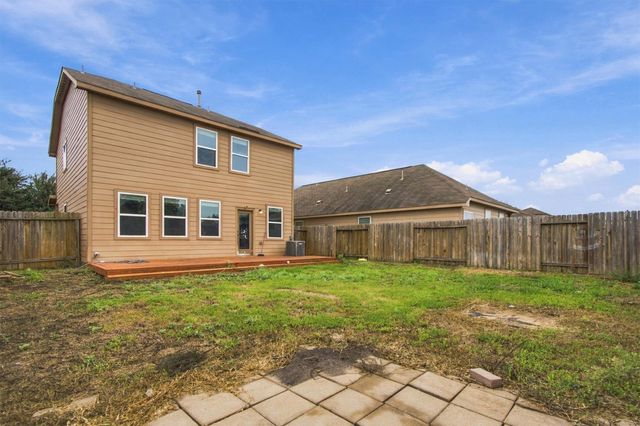1524 Treeta TRL, Kyle, TX 78640