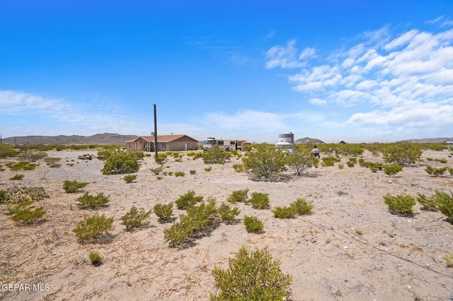 17521 ZONOBIA Avenue, El Paso, TX 79938
