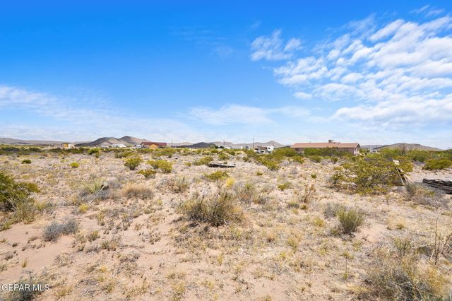 17521 ZONOBIA Avenue, El Paso, TX 79938