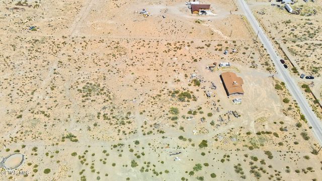 17521 ZONOBIA Avenue, El Paso, TX 79938