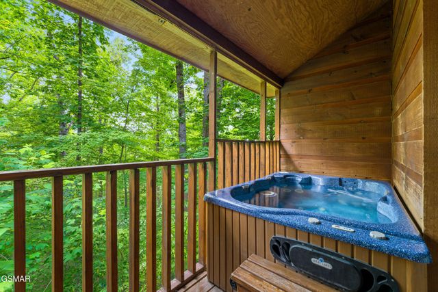 3520 Bear Pen Gap Road, Sevierville, TN 37876