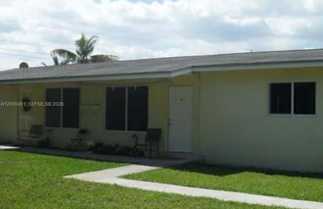 250 NE 41st St 250, Oakland Park, FL 33334