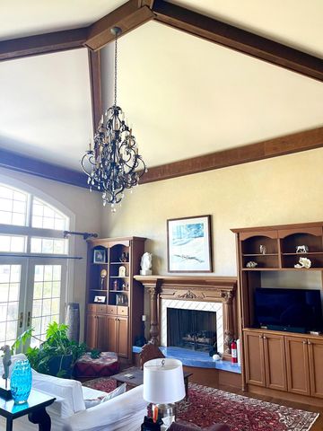 1200 Lakeside Drive, Battle Creek, MI 49015